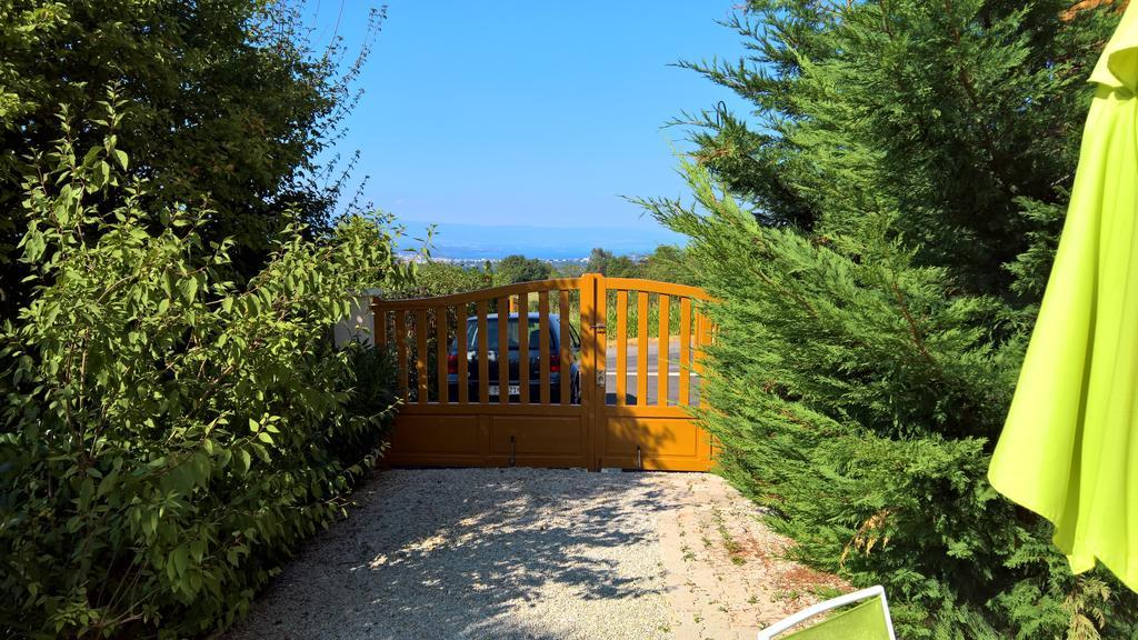 Gites Le Panorama Collonges-sous-Saleve Exterior foto